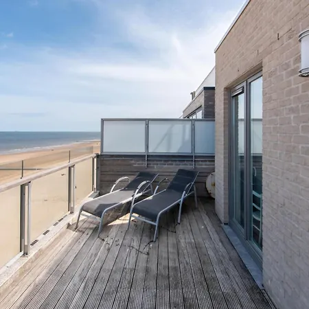 Duplex By The Coast With Stunning Sea Views * Oostende