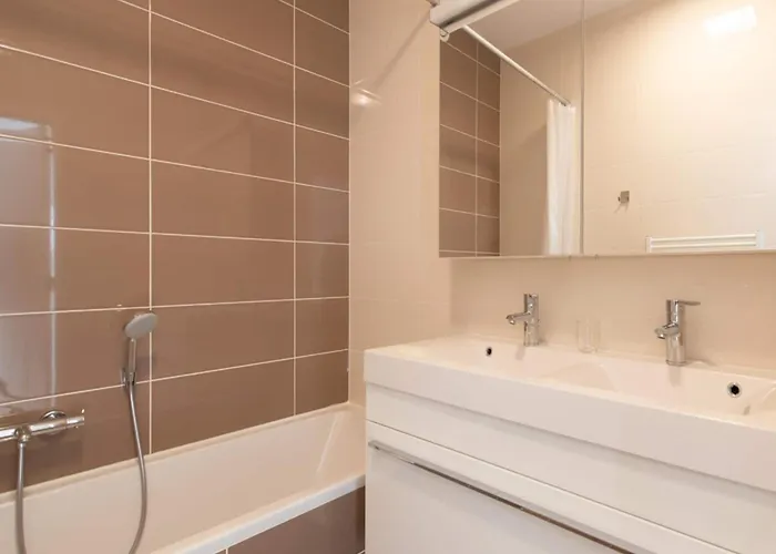 Duplex By The Coast With Stunning Sea Views *