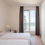 Duplex By The Coast With Stunning Sea Views *